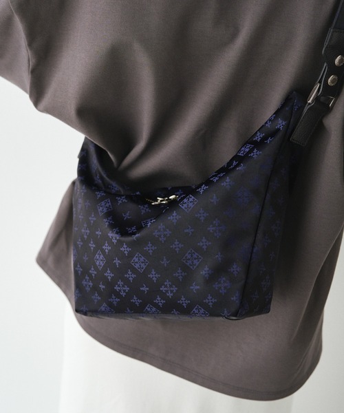 russet（ラシット） ショルダーバッグ バッグ 「再値下げ」ナイロン