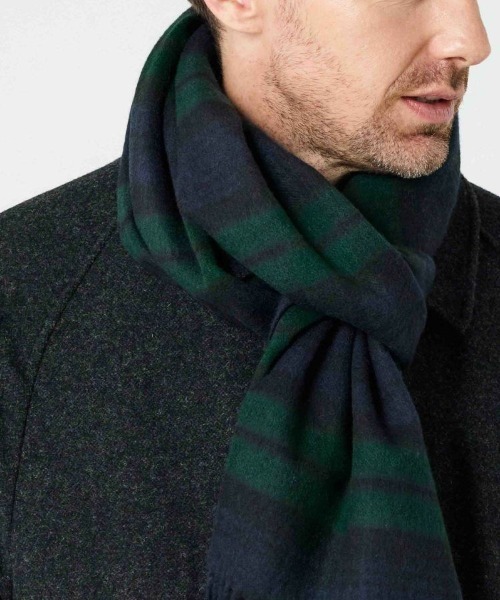 Johnstons of Elgin（ジョンストンズ オブ エルガン） マフラー 「別注