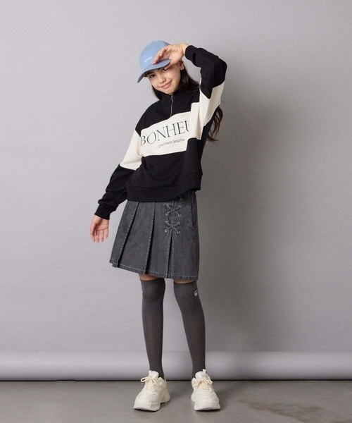 a.v.v（アー・ヴェ・ヴェ） 靴下 「KIDS」ハート刺繍ニーハイソックス