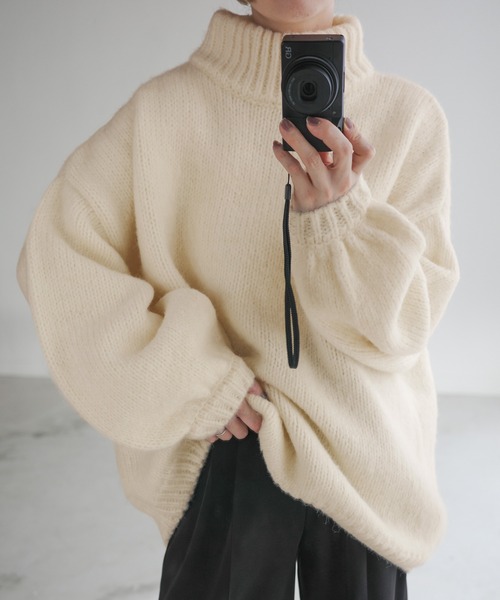 ニット セーター ローゲージハイネックオーバーボリュームスリーブ