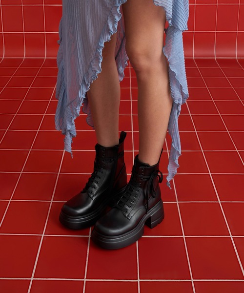 CHARLES ＆ KEITH（チャールズ&キース） ブーツ レースアップ チャン