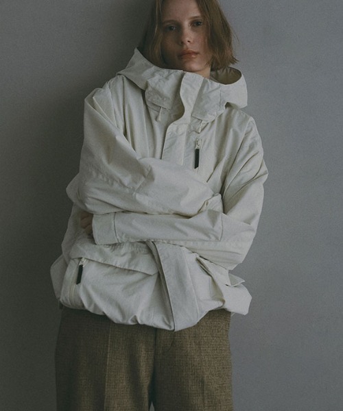 ETRE TOKYO（エトレトウキョウ） マウンテンパーカー ウインド