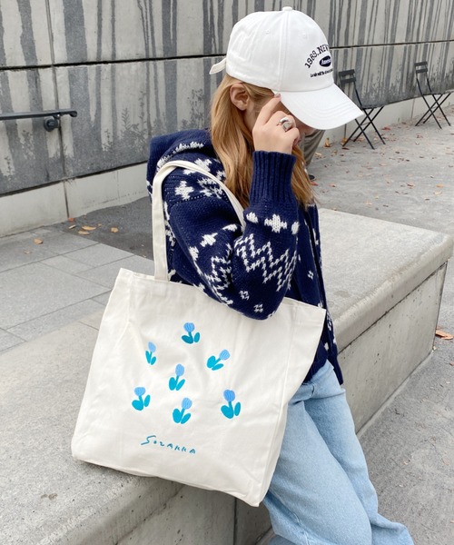 トートバッグ 「A4収納可」大容量フラワー刺繍トートバッグ レディース