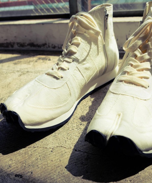 tabito スニーカー 「REBIRTH PROJECT × Brace Trainer Airbag 足袋
