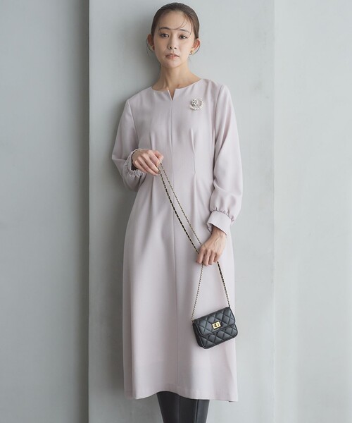 組曲（KUMIKYOKU） ワンピース ウールジョーゼット スリットネック