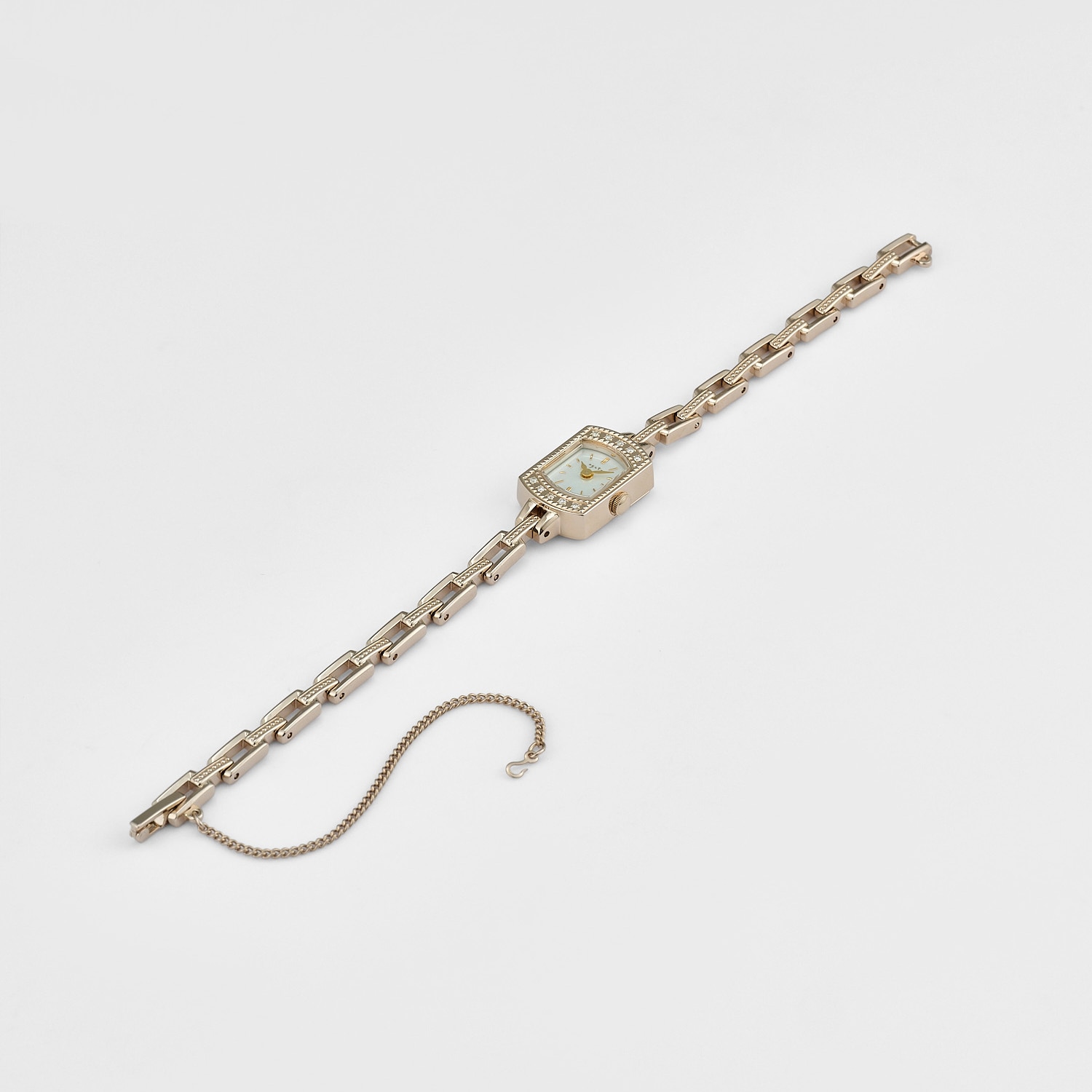 スクエアフェイスジュエリーウォッチ｜時計｜アガット 公式オンライン