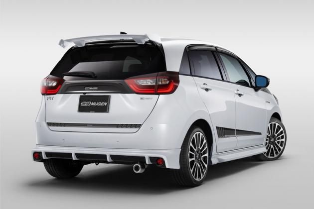 GR フィット 無限 ウイングスポイラー / 品揃え多数のエアロパーツ専門