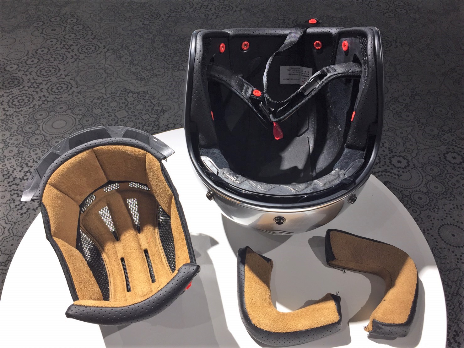 今注目なのはこのヘルメットって知ってました？ユニークデザイン＆快適