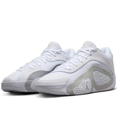 ジョーダン テイタム 2 PF【FQ7631-101】WHITE/GREY FOG-GREY FOG