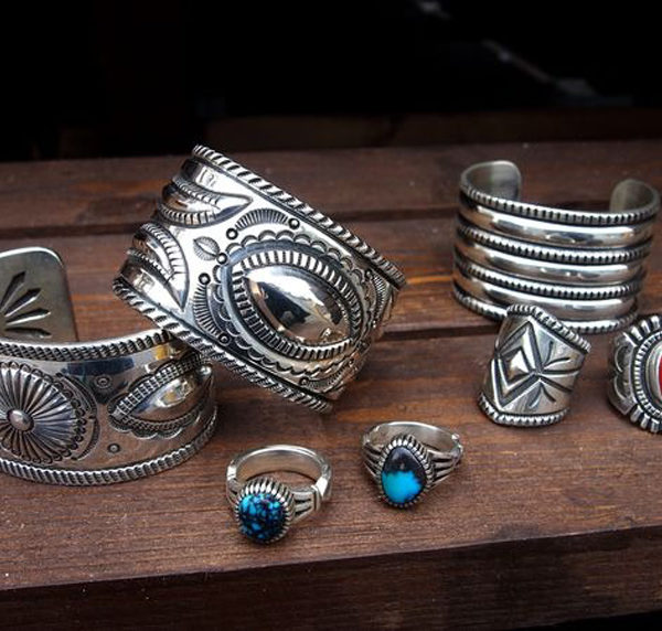 インディアン バングル