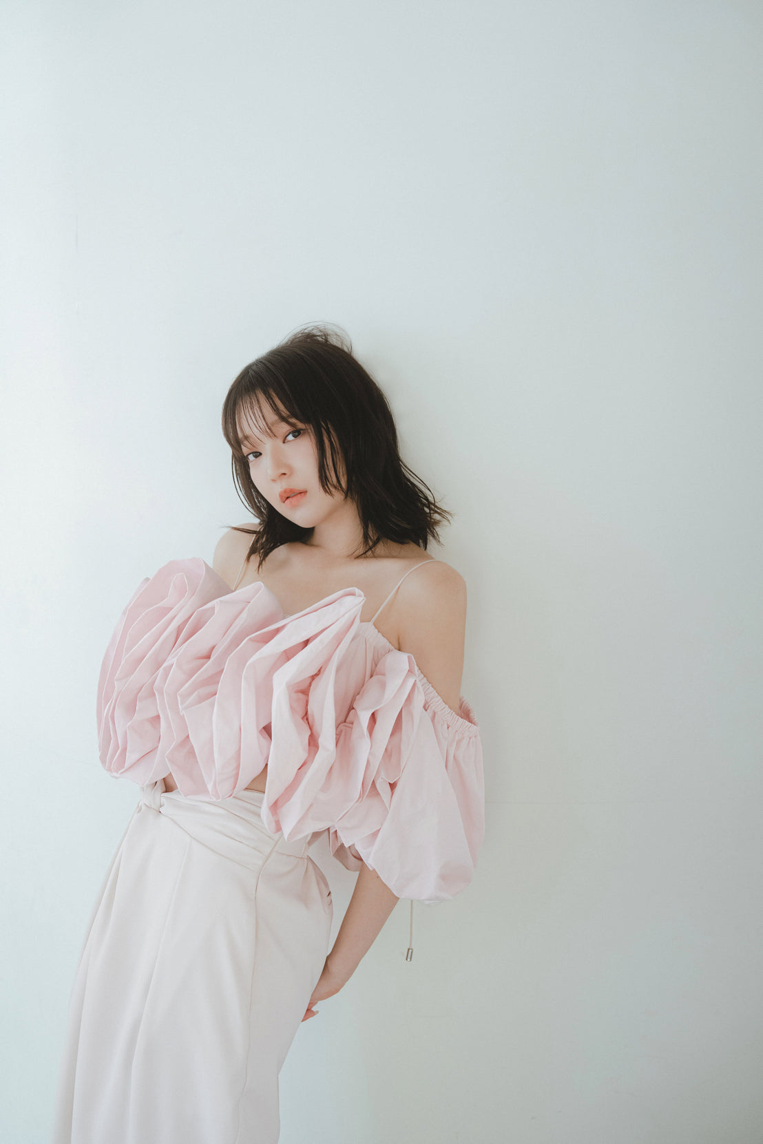 volume off shoulder blouse – andequal