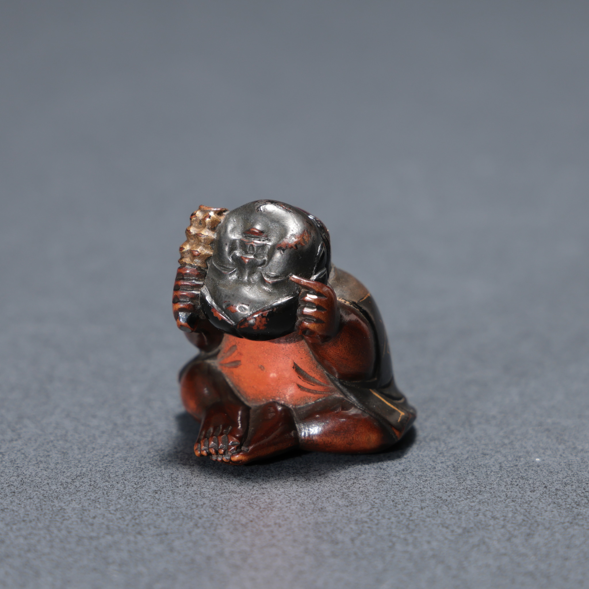 根付の高価買取 - 骨董品・古美術品の買取は古好屋