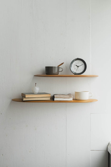 Teak Smooth shelf｜丸みのあるチーク無垢材の壁付けシェルフ — ANTRY