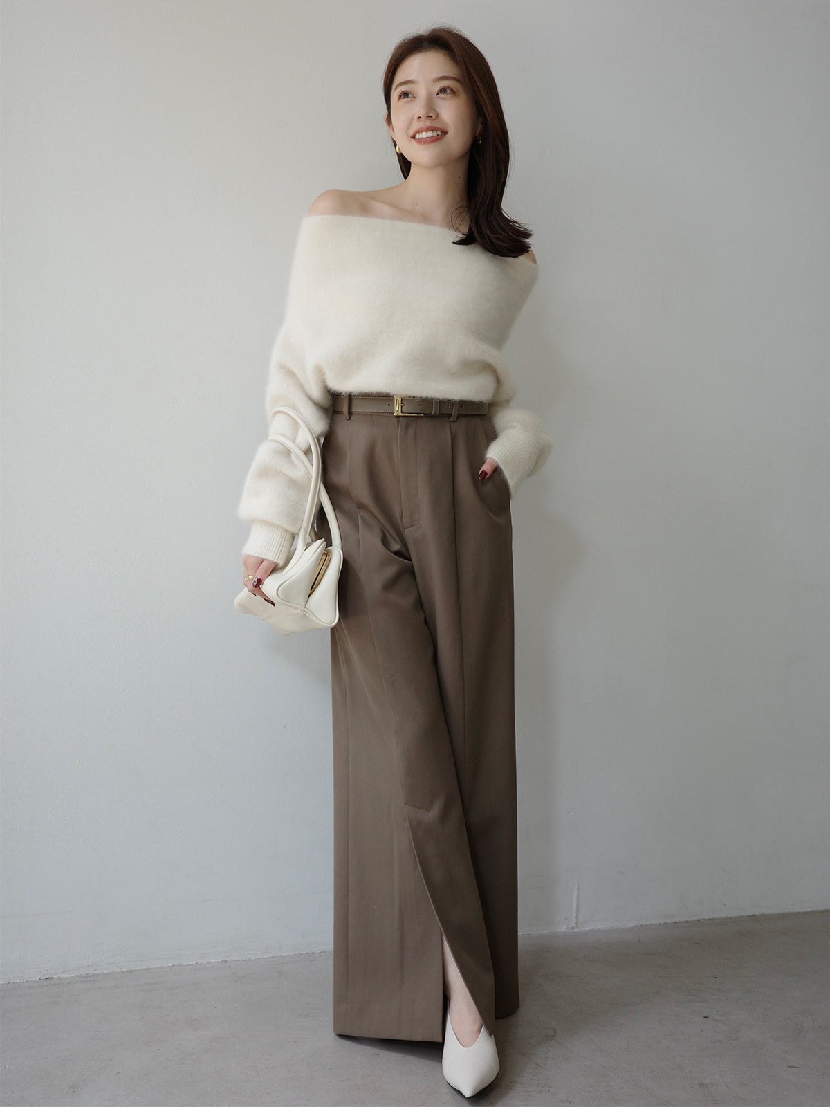 ラクーンフォックスオフショルニットプルオーバー