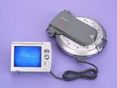 ASCII.jp：DVDウォークマン D-VM1