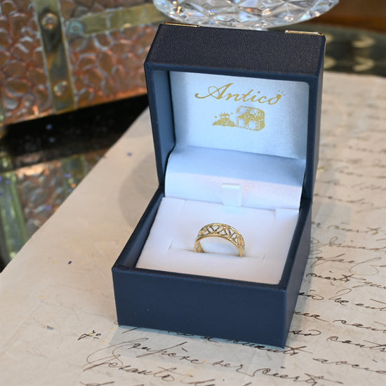 透かしデザイン リング | 芦屋Antico