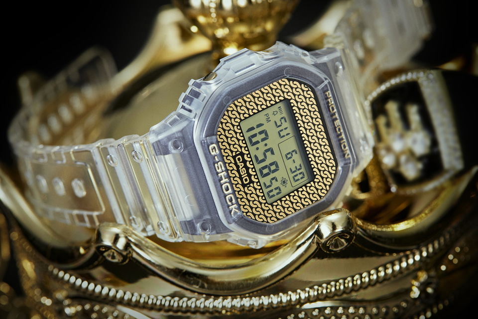 G-SHOCK、ゴールド×ブラックでHip Hopスタイルをイメージした「DWE
