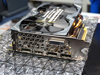 長さ210mmの「GeForce GTX 1070 Mini」がZOTACから登場、デュアル