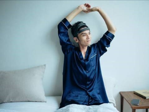 Philips、骨伝導スピーカーで眠りに導く睡眠支援ヘッドバンド - AV Watch