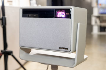 2,200ルーメンの4Kプロジェクター「XGIMI HORIZON Pro」 - AV Watch