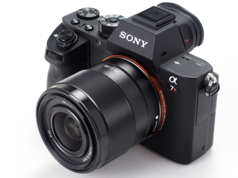 交換レンズレビュー：FE 28mm F2 - デジカメ Watch