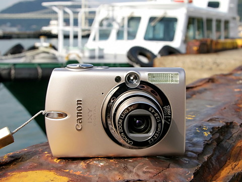 オールドデジカメの凱旋：キヤノンIXY DIGITAL（2000年発売