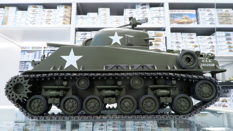 特別企画】「1/16RC M4シャーマン（105mm榴弾砲搭載型）メカニカル