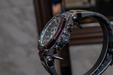 G-SHOCK MT-G、都市の夜をイメージしたレインボーIPの新作 - Impress Watch
