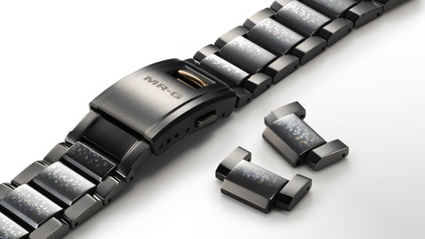 G-SHOCK、日本刀をモチーフにした「MR-G」 110万円・800本限定