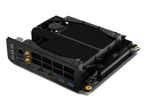 本日みつけたお買い得品】16コアの「Ryzen 9 7945HX」搭載MINISFORUM製