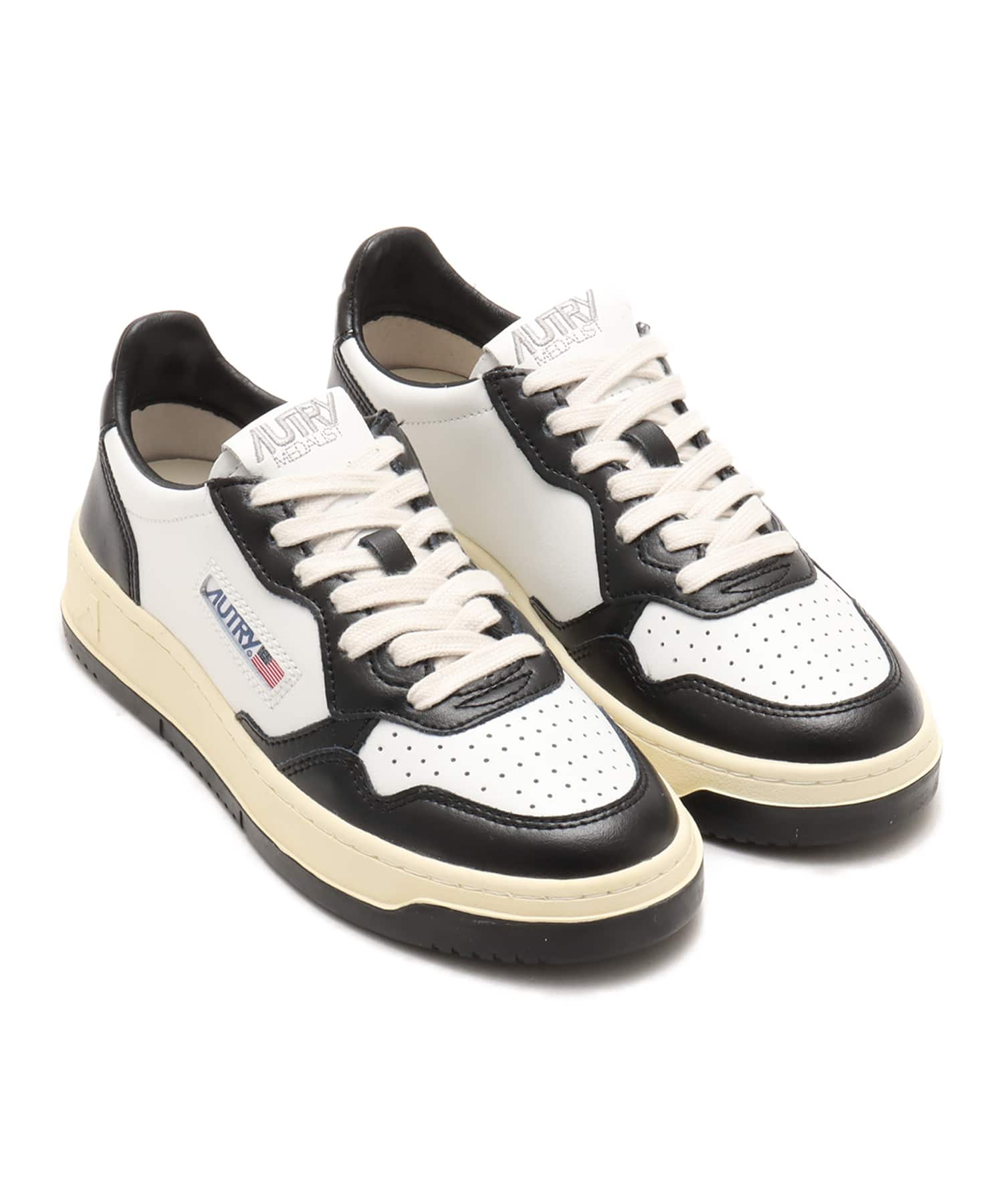 AUTRY MEDALIST LOW BLACK（オートリー メダリスト ロウ-ブラック