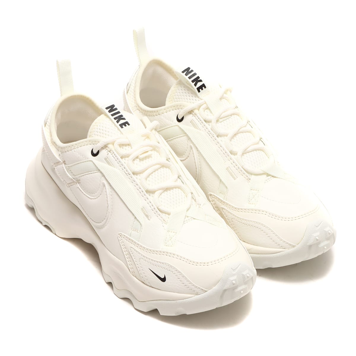 NIKE W TC 7900 SAIL/SAIL-BLACK（ナイキ ウィメンズ TC 7900-ホワイト