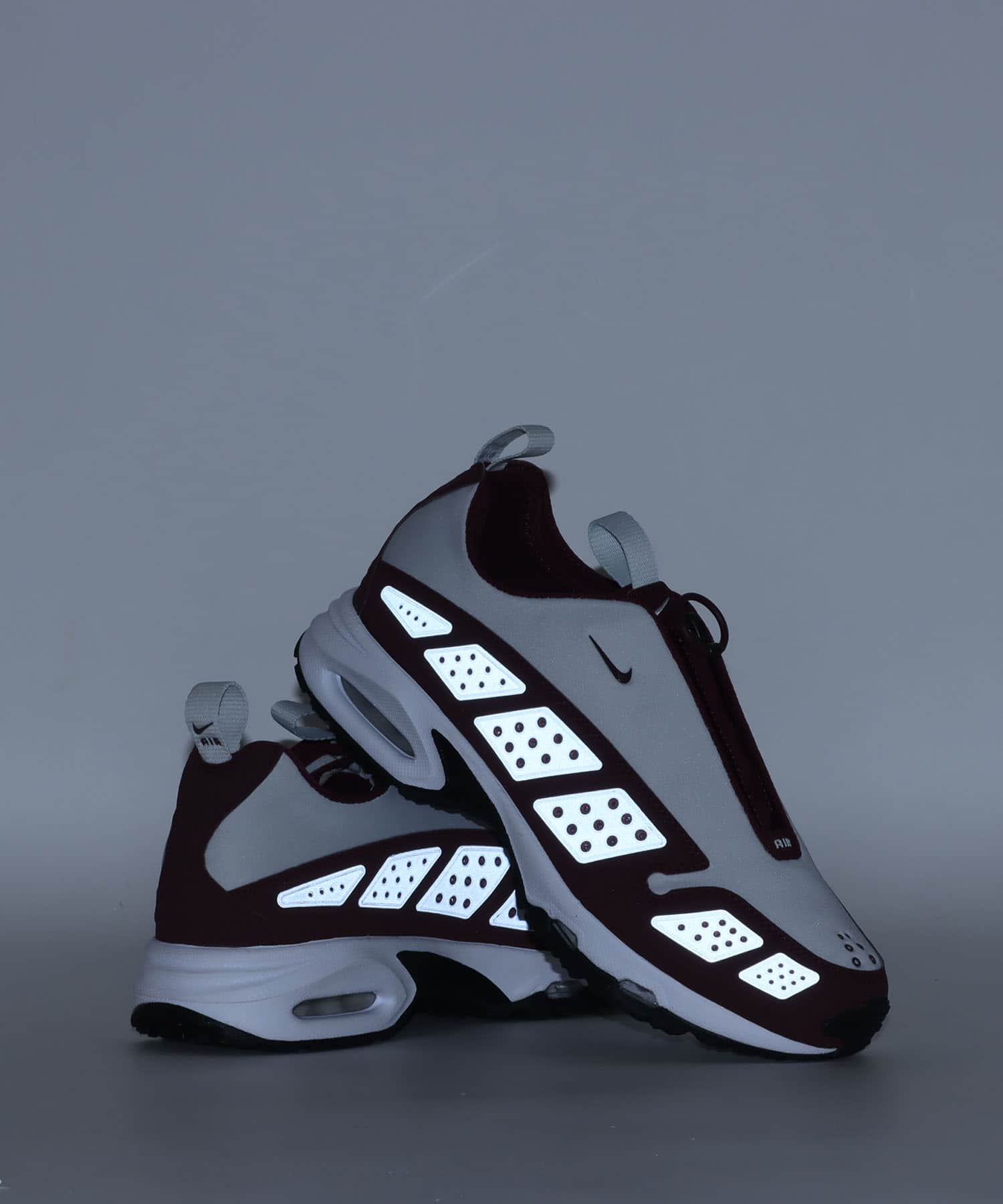 NIKE W AIR MAX SNDR PHOTON DUST/NIGHT MAROON-BLACK-WHITE （ナイキ