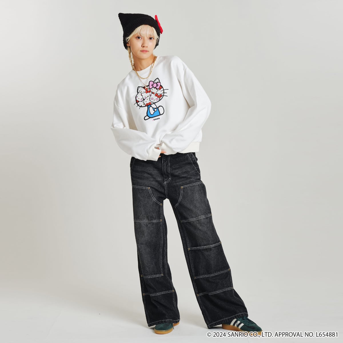 HELLO KITTY x atmos pink Big Print Sweatshirt WHITE（ハローキティ