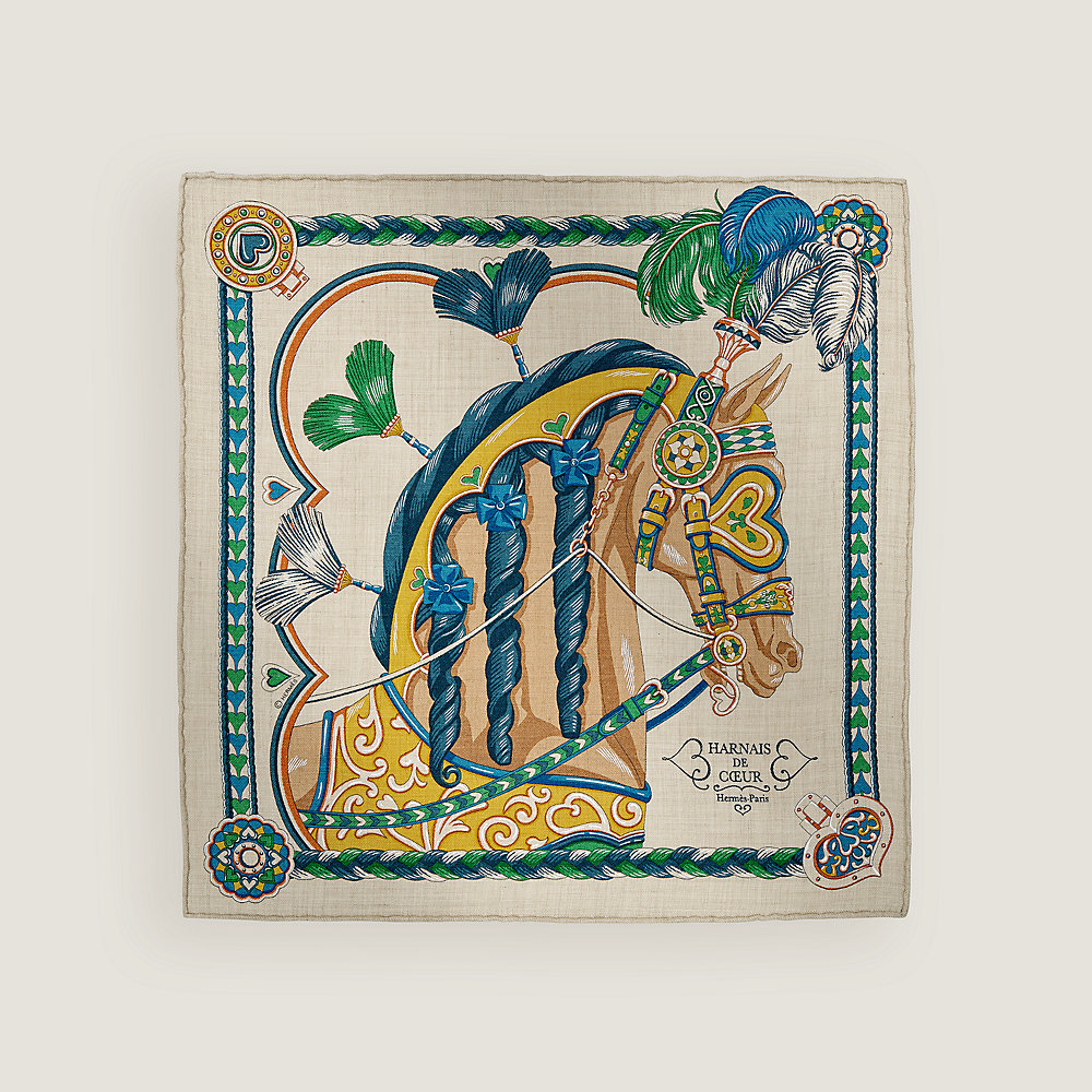 Harnais de Coeur scarf 45 - Beige | Hermès Mainland China