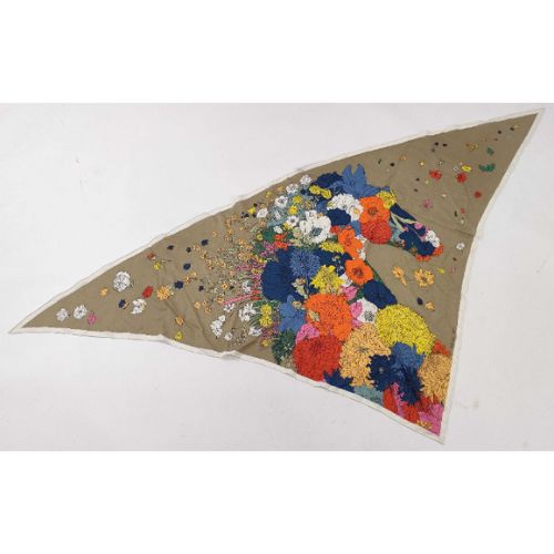 鑑定済み 】エルメス トライアングル ジェアン《 ローブ・レジェール