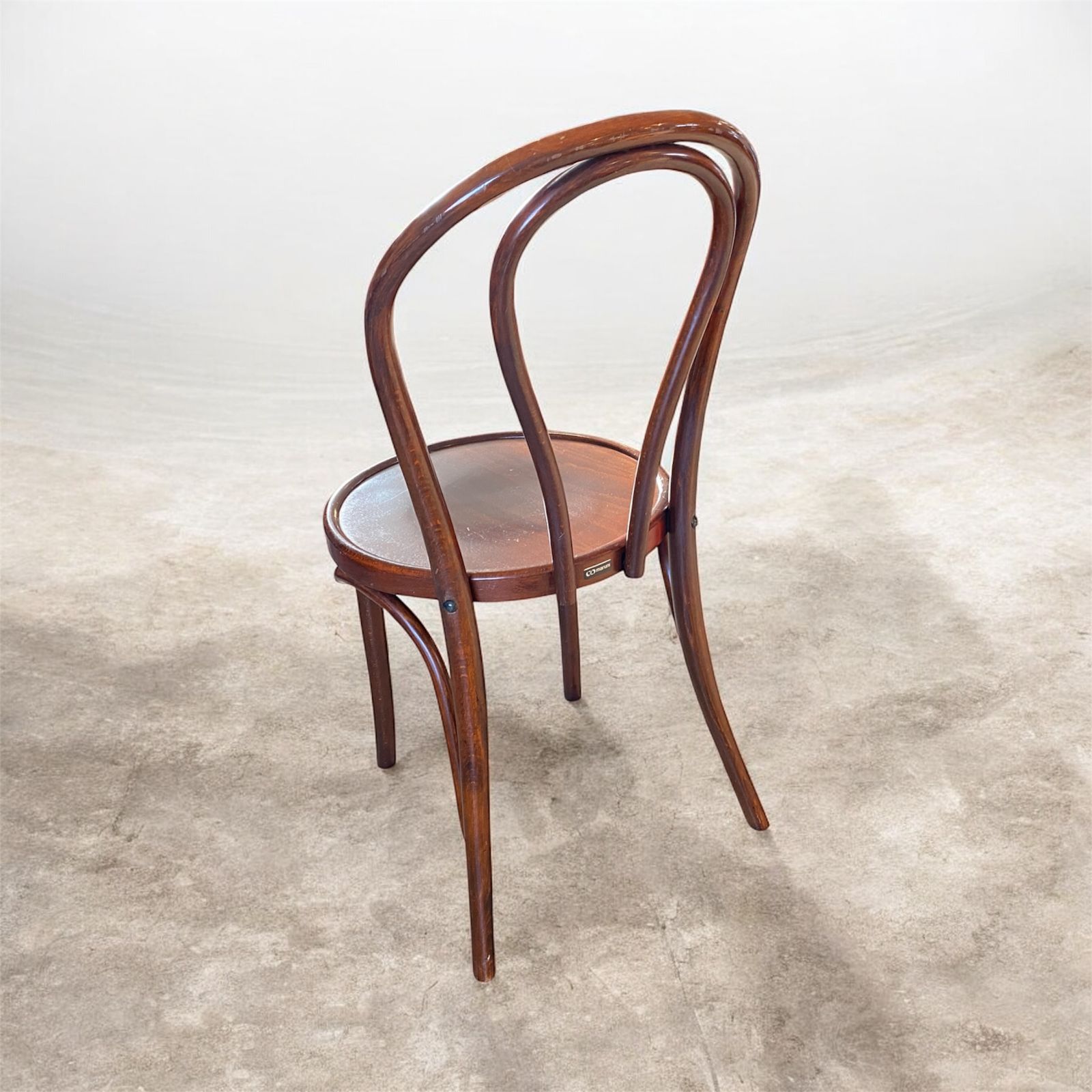 □マルニ木工 ベントウッドチェア 丸座面 ルーマニア製 曲木 曲げ木