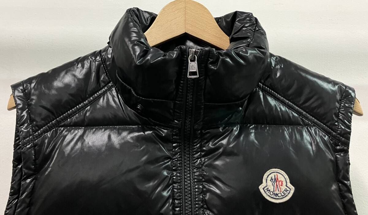 MONCLER モンクレールLACET GILET DOWN BEST ラセットジレダウンベスト
