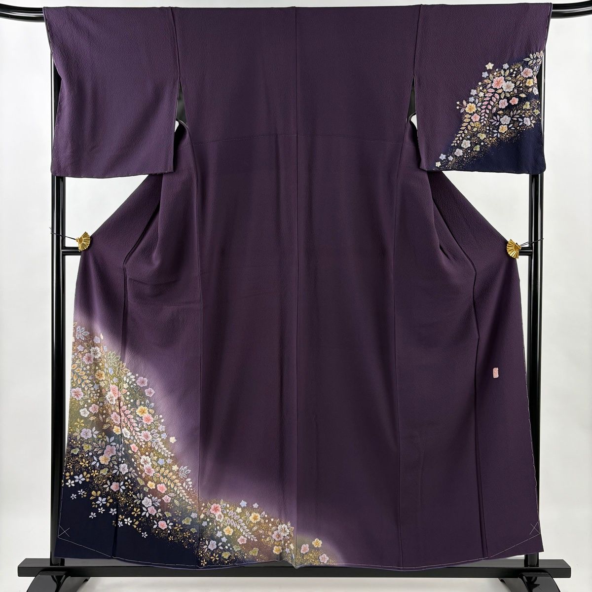 付下げ 身丈158cm 裄丈68cm L 袷 翠山工房 やまと 落款 草花 金彩