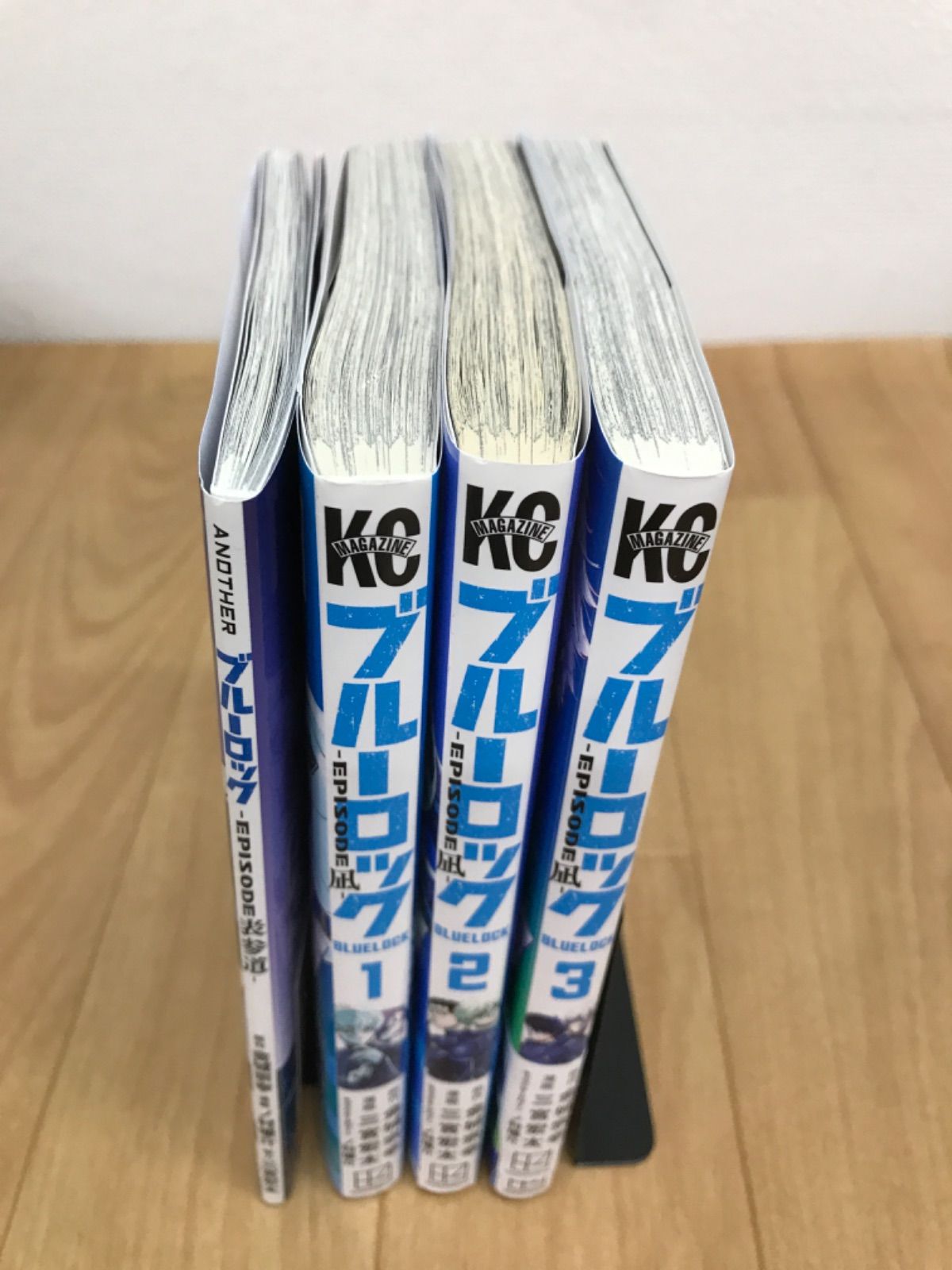 ☆①【未開封19冊】ブルーロック 1〜37巻・関連本4冊 全巻コミック