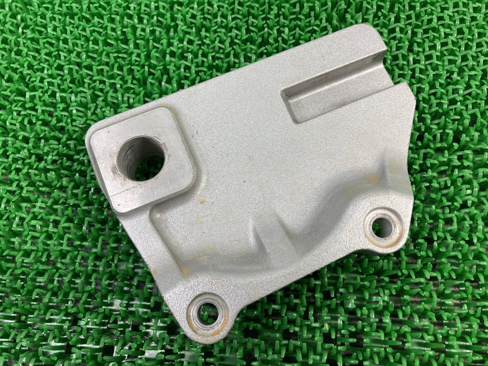 ZZ-R1200 リアブレーキキャリパーサポート 174 カワサキ 純正 中古