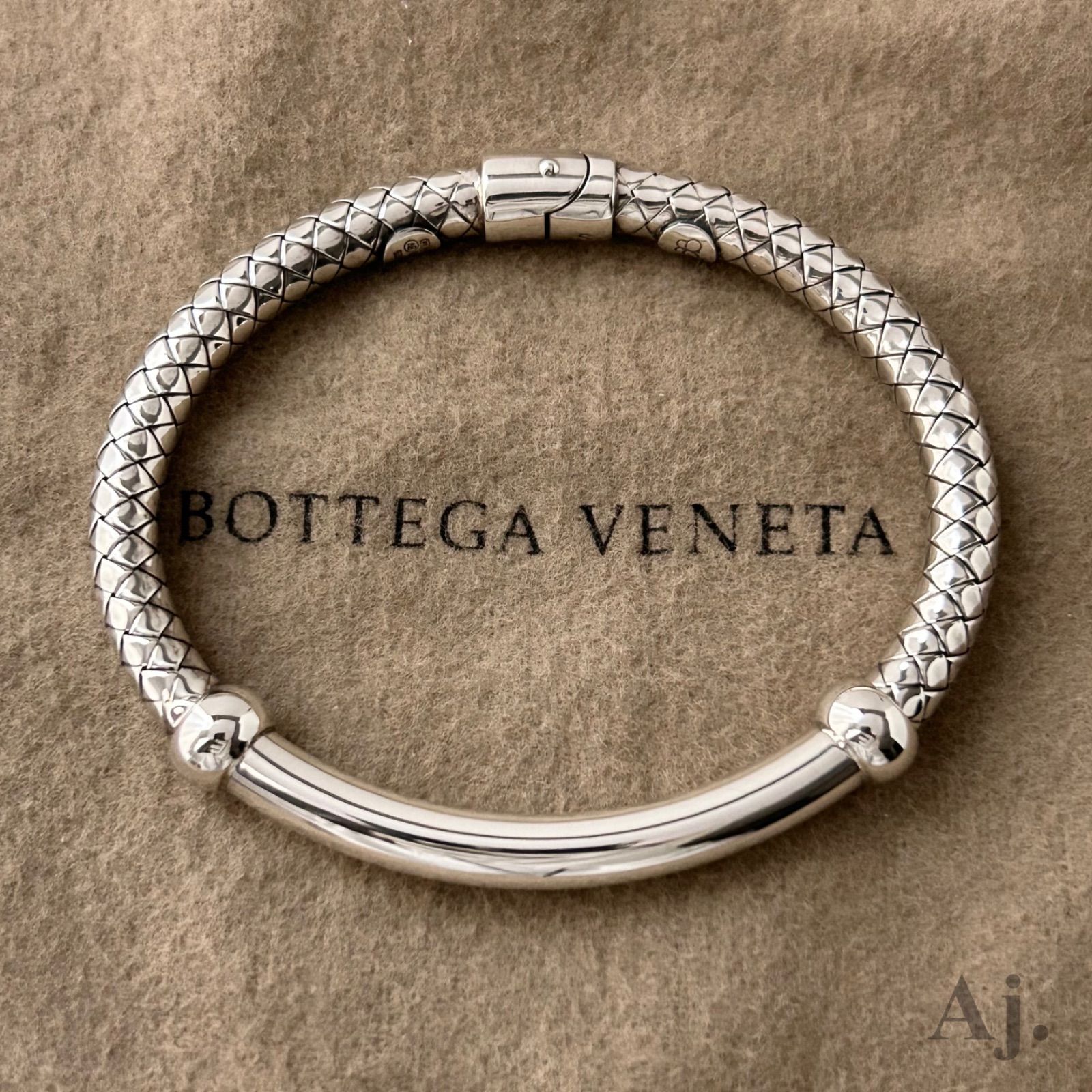 むらさき様 ボッテガヴェネタ バングル ブレスレット イントレチャート