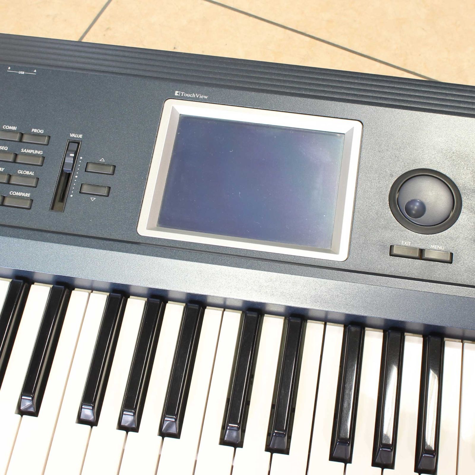 中古 KORG TRITON Extreme 76 Junk - メルカリ