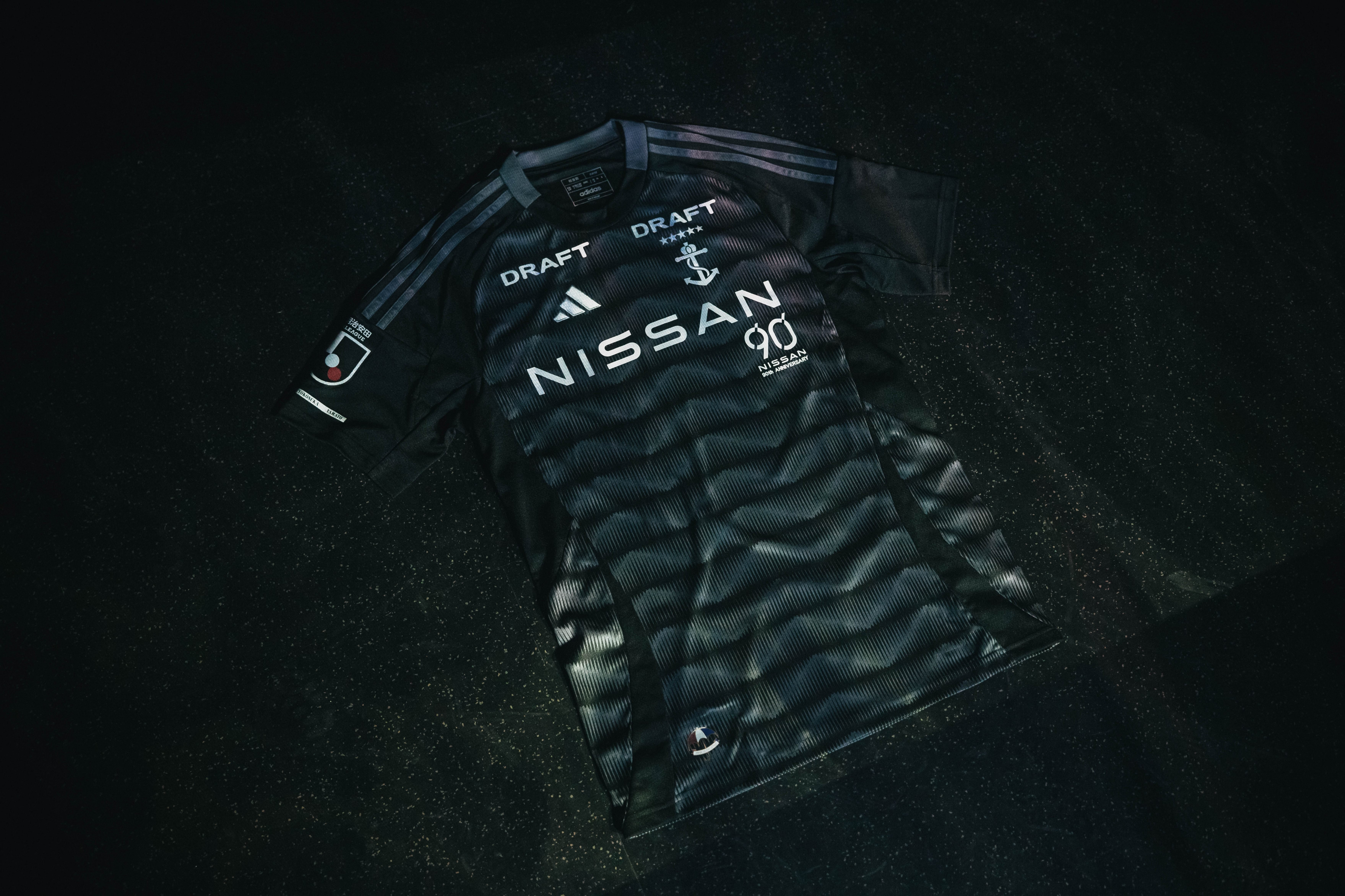 こっそりお伝えします！2024スペシャルユニフォーム撮影秘話｜横浜