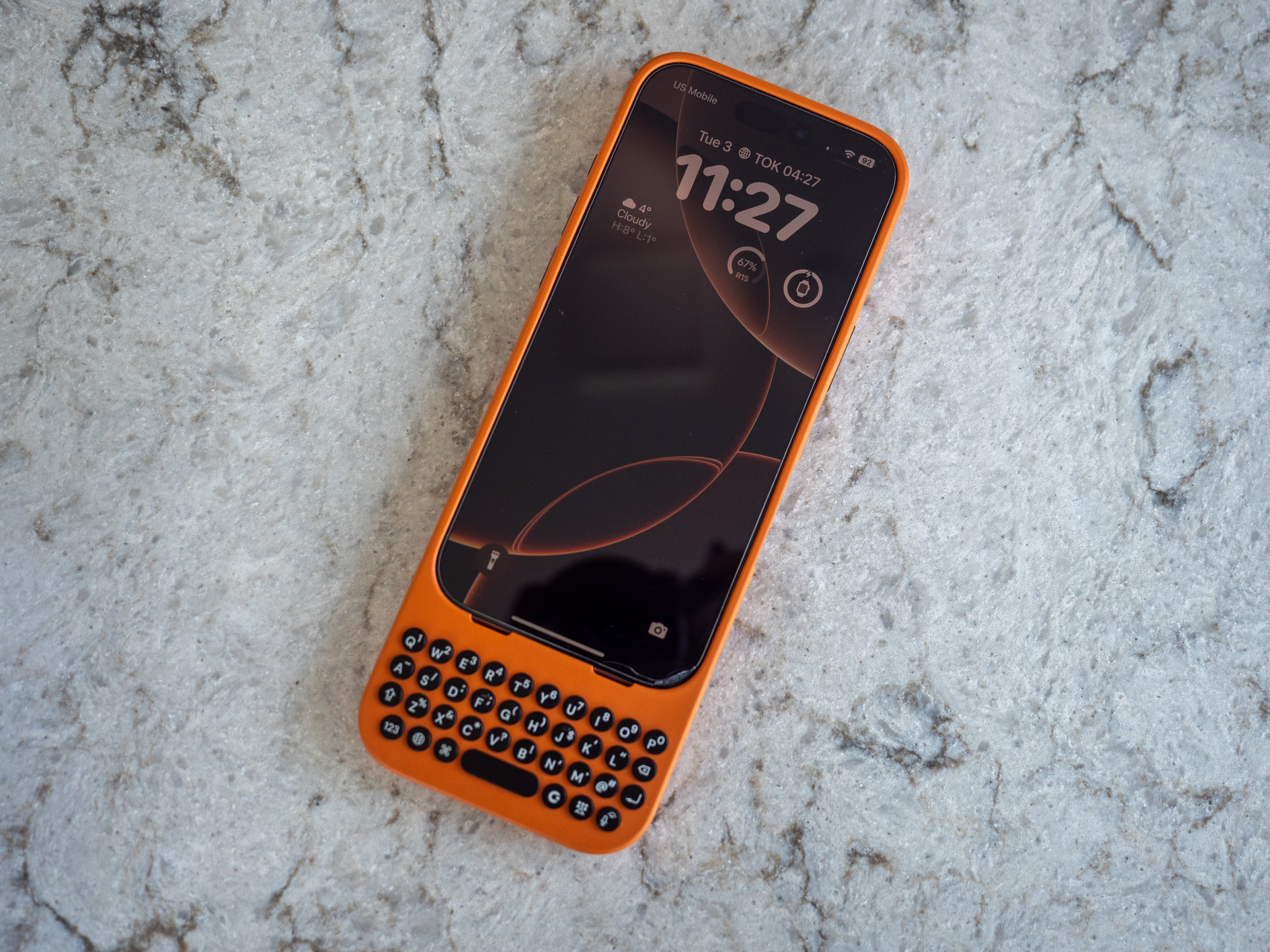 Clicks Keyboard for iPhone 16 Pro 実機レビュー｜たっくん