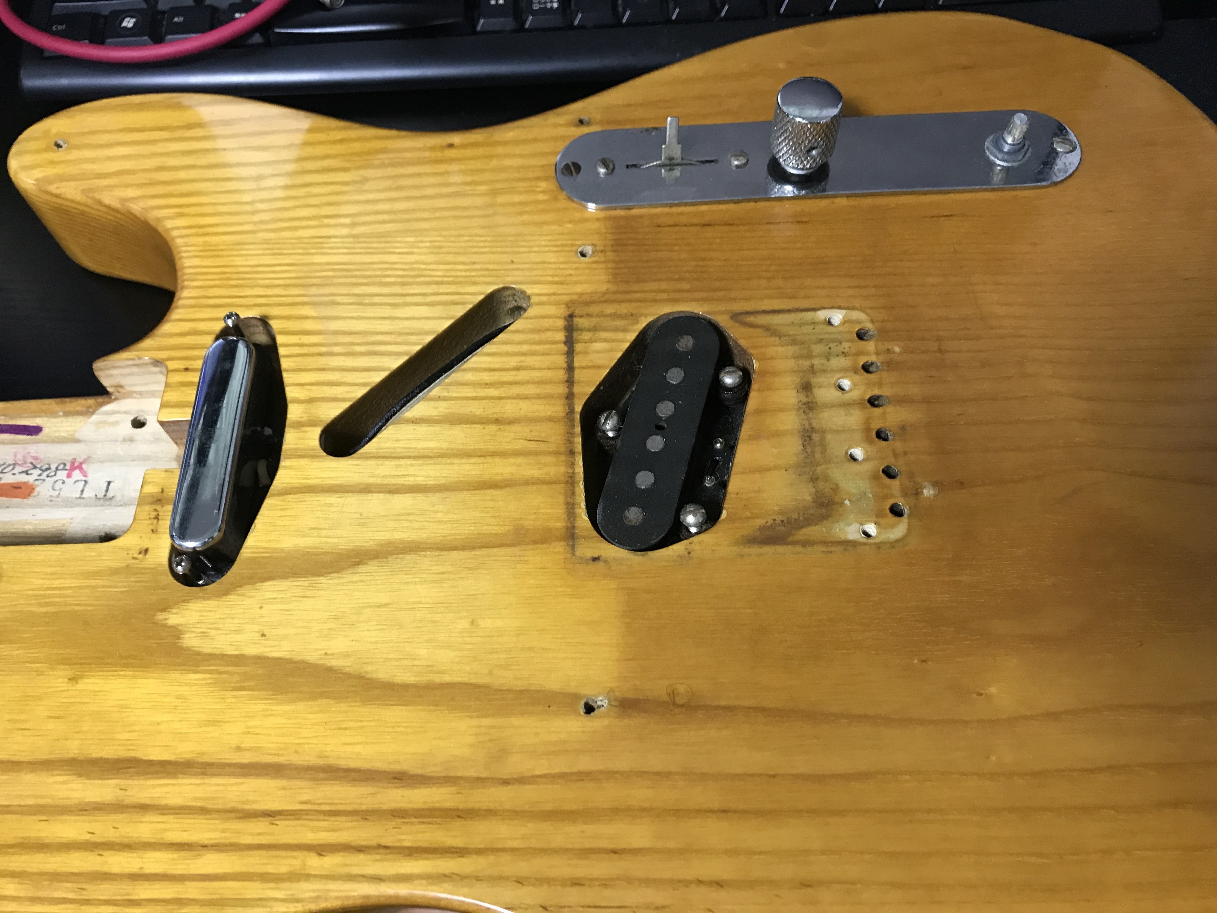 謎テレキャスの正体を探れ！って話｜小波津セイイチ