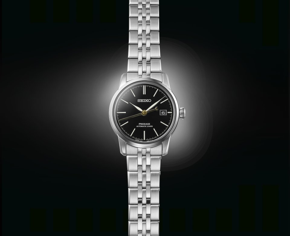 セイコープレザージュに 伝統工芸の「琺瑯」と「漆」を洗練させた