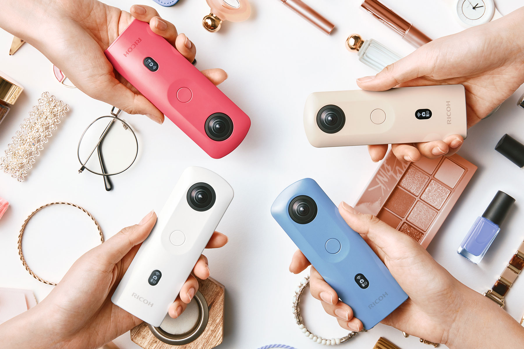 リコー、4K/360度で美肌・夜景・車窓撮影が簡単な「THETA SC2」 - AV Watch