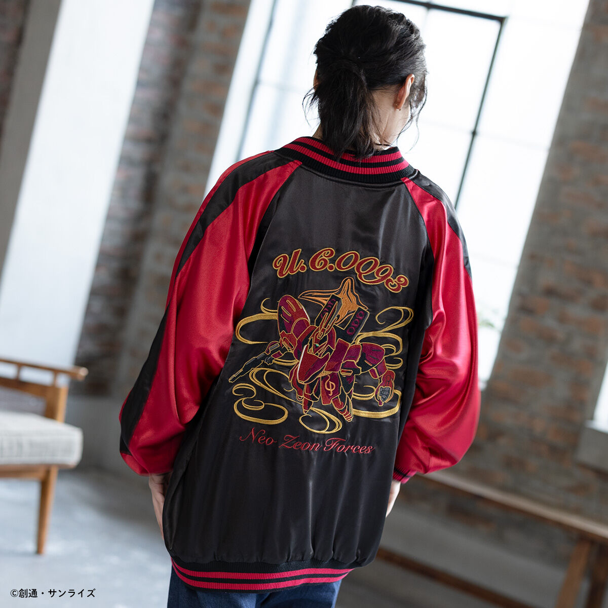 STRICT-G「ガンダムシリーズ」45周年スカジャン サザビー シャア専用