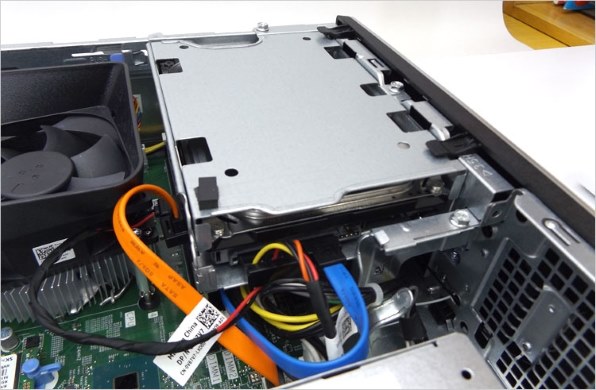 Dell Inspiron スモールデスクトップ プレミアム Core i5 9400・8GB